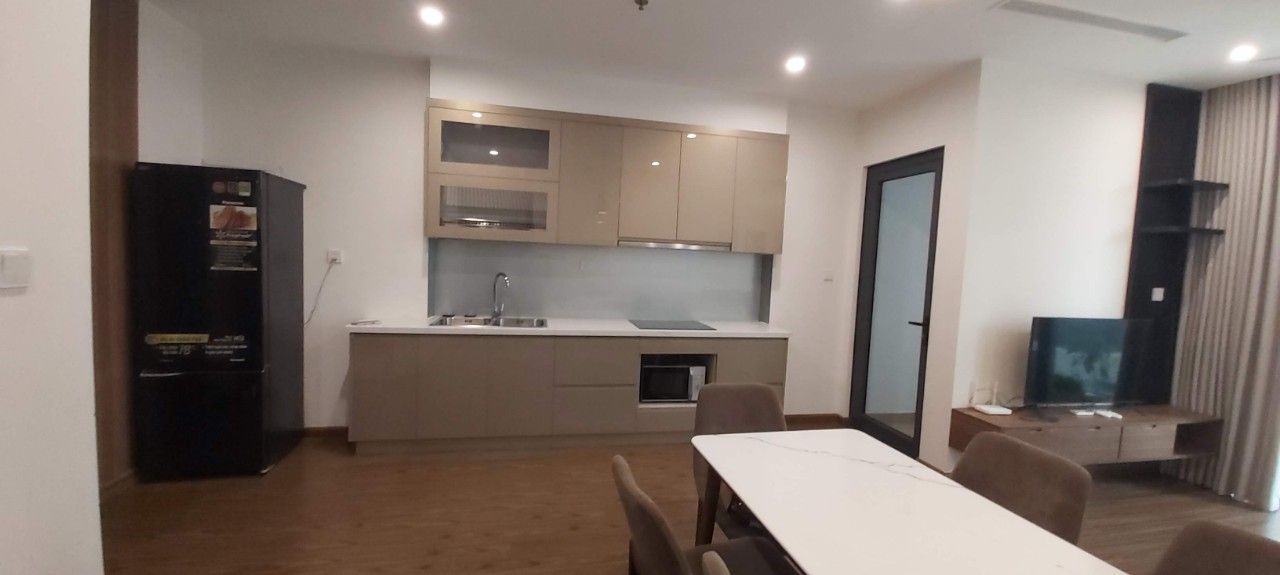 Bán căn hộ tầng cao W3 Vinhomes West Point - 71,7m2/2PN + 2WC - Full đồ - Ban công Đông Nam